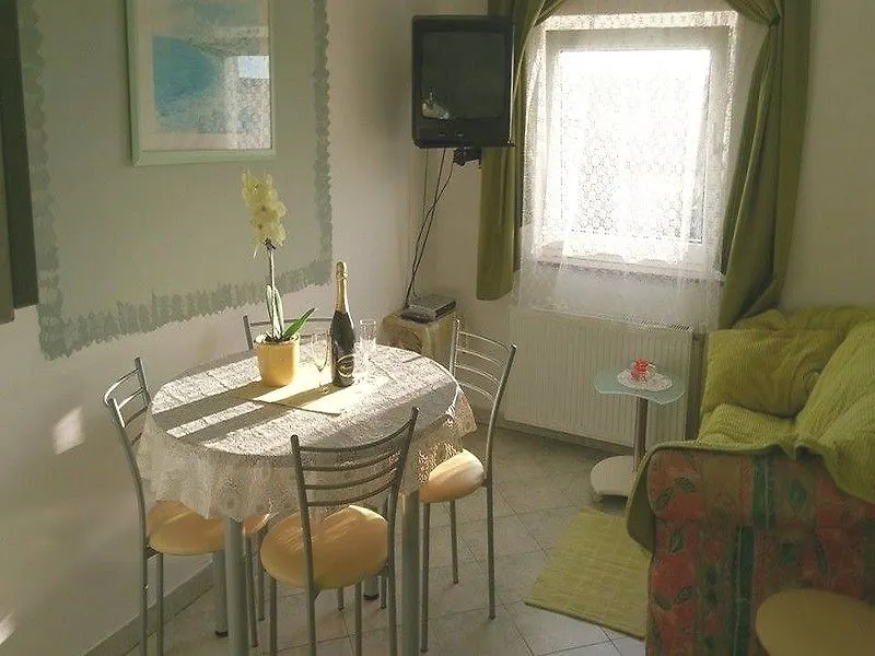 Apartments Justic Njivice