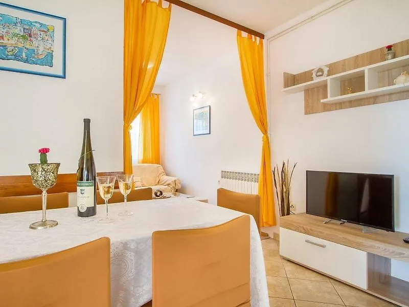 Apartments Justic Njivice